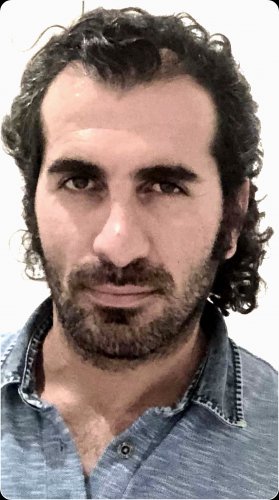 Yüksel Uçan :şair - yazar: :::::Zara:::::